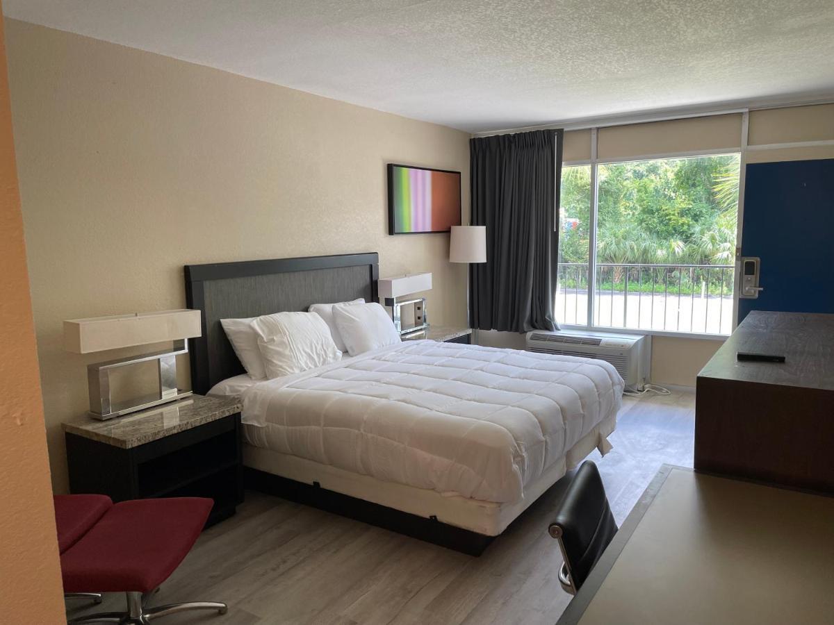 Econo Lodge Jennings Экстерьер фото
