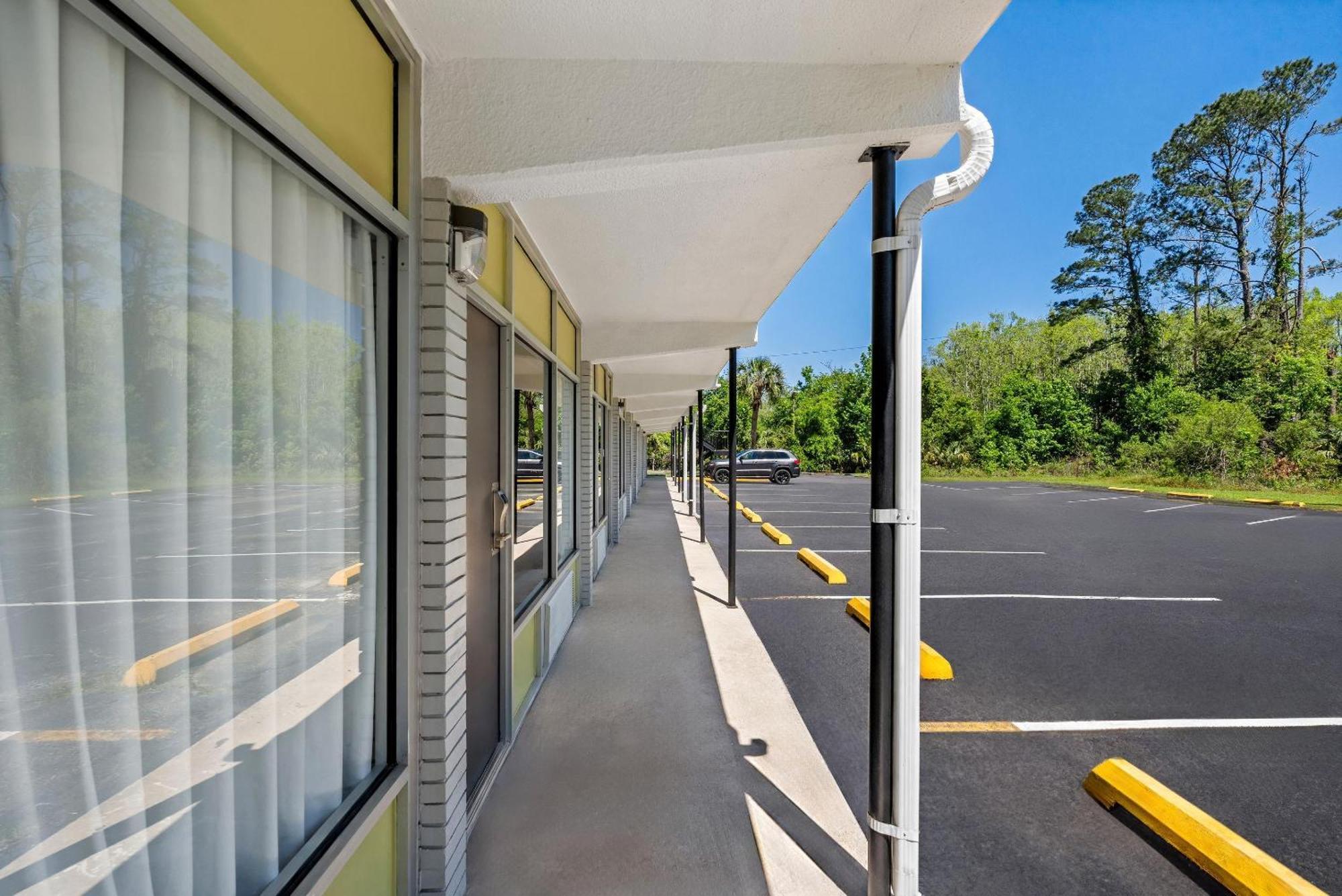 Econo Lodge Jennings Экстерьер фото